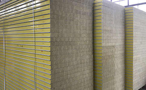 復(fù)合夾芯板的優(yōu)點有哪些體現(xiàn)？