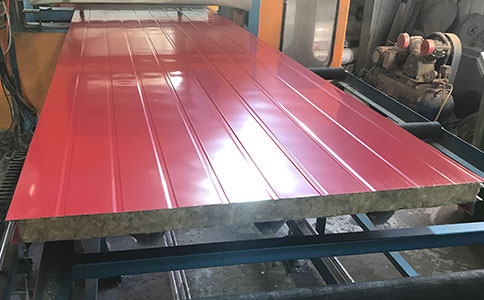 老板，巖棉夾芯橫裝板是什么？