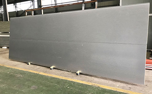 關(guān)于為什么選擇購買彩鋼夾心板？