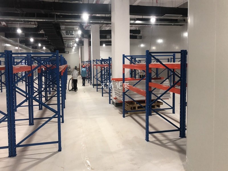 深圳倉(cāng)儲(chǔ)貨架定制