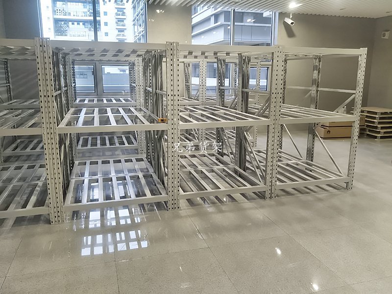 不銹鋼輕型貨架都有哪些價格？深圳輕型貨架價